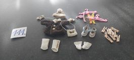 Kleine spezielle Puppenstuben Puppenkleidchen 