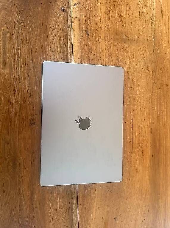 Apple Portables: Macbook M1Pro 16'' Clavier US – D'occasion à Genève par n_is 1