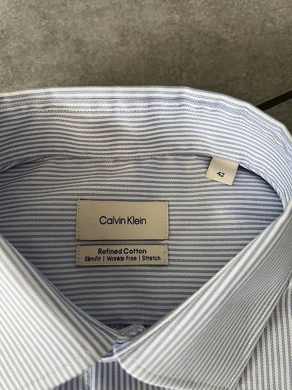 Calvin Klein Hemden: Hemd Calvin Klein – Neu (gemäss Beschreibung) aus Wangen ZH von alexia022 1