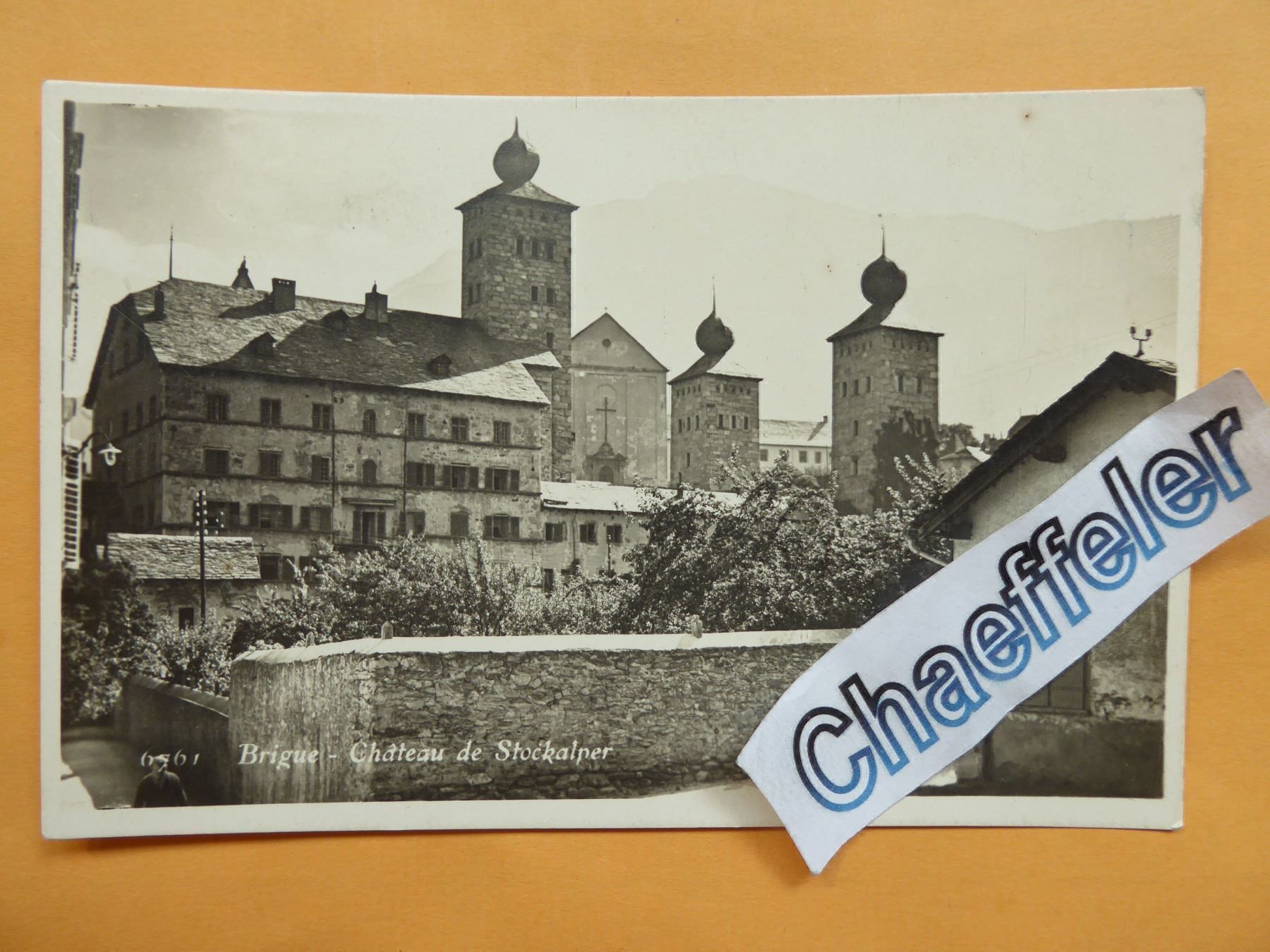 Cartoline postali: 6761 Brigue - Chateau de Stockalper – Nuovo (secondo la descrizione) da Zürich venduto da Chaeffeler