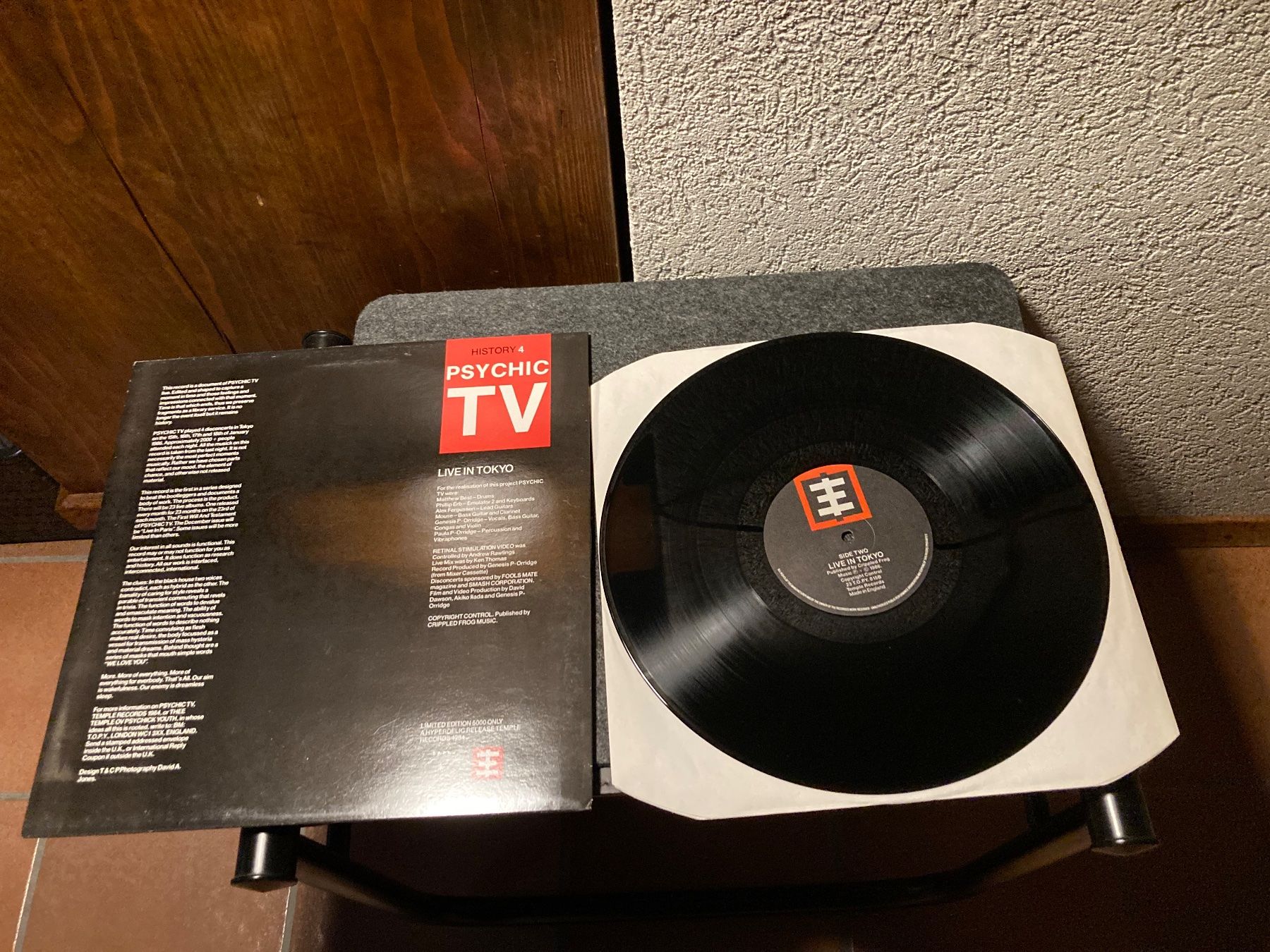 Dischi in vinile: Psychic TV - Live In Tokyo – Usato da Fribourg venduto da Karushi 1