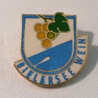 Z824 - Pin Bielersee Wein