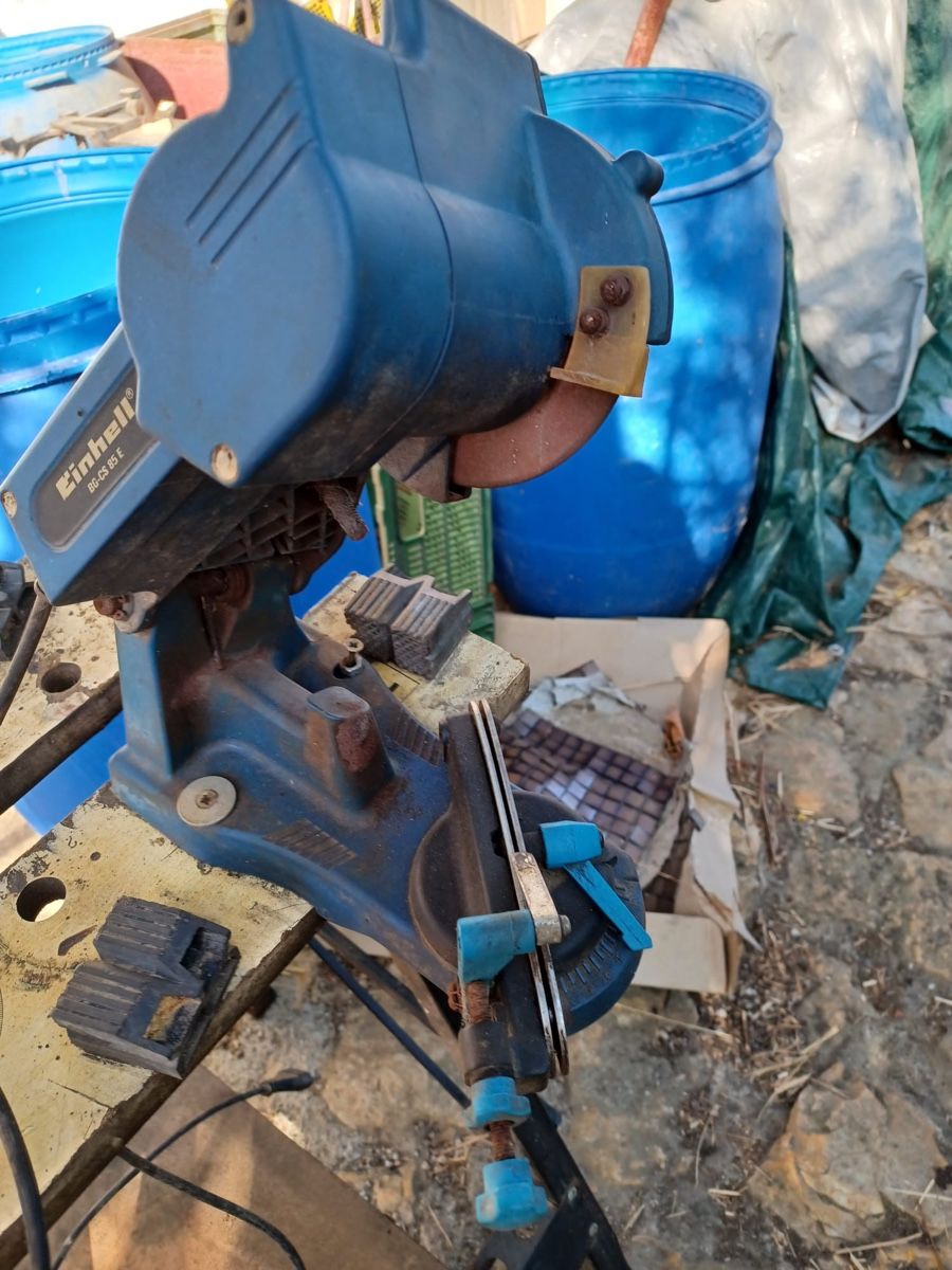 Einhell Alle Werkzeuge: Affûteuse de chaîne de tronçonneuse Einhell BG-CS 85 E – Gebraucht aus Miécourt von Mimi2946
