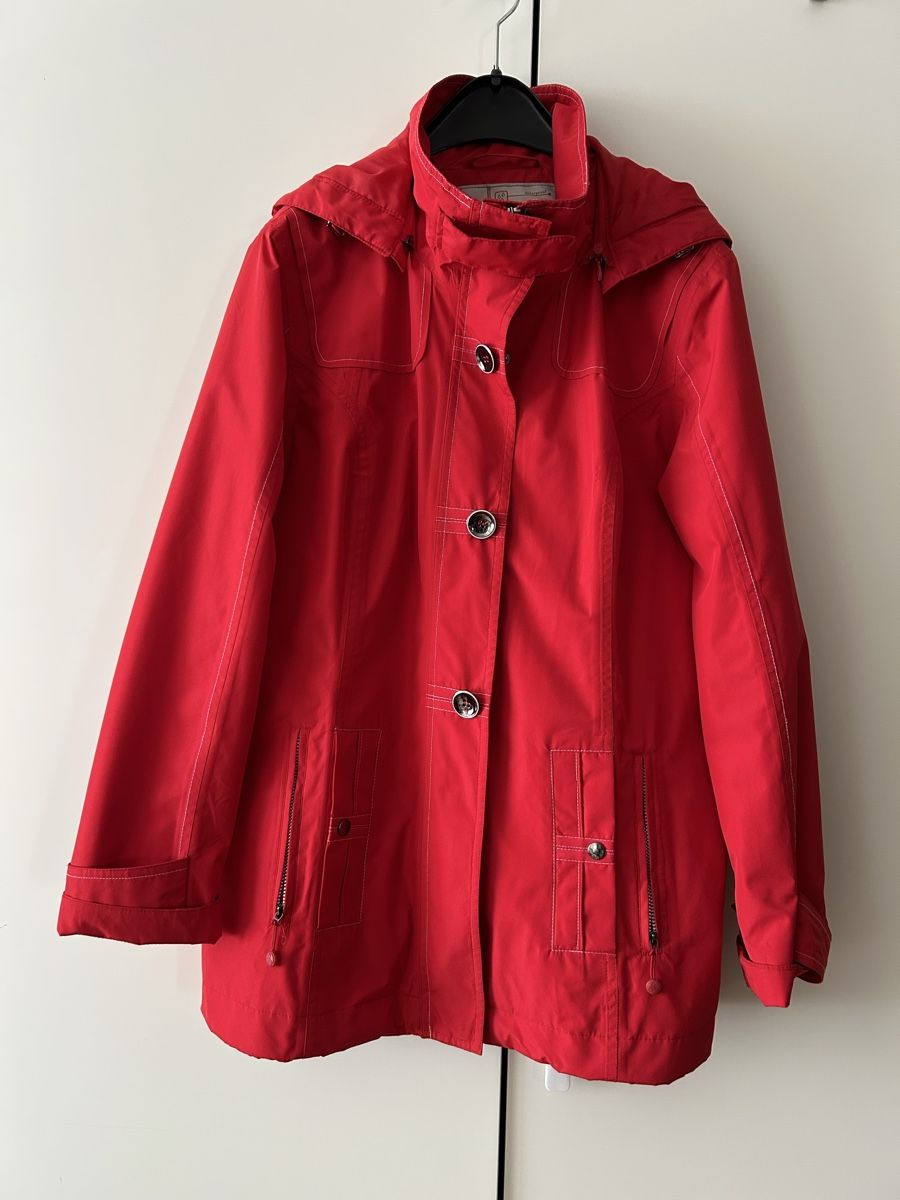 C&A Vestes: C&A Waterproof jacket – Neuf (Voir description) à Genève par NipponiaNippon 1