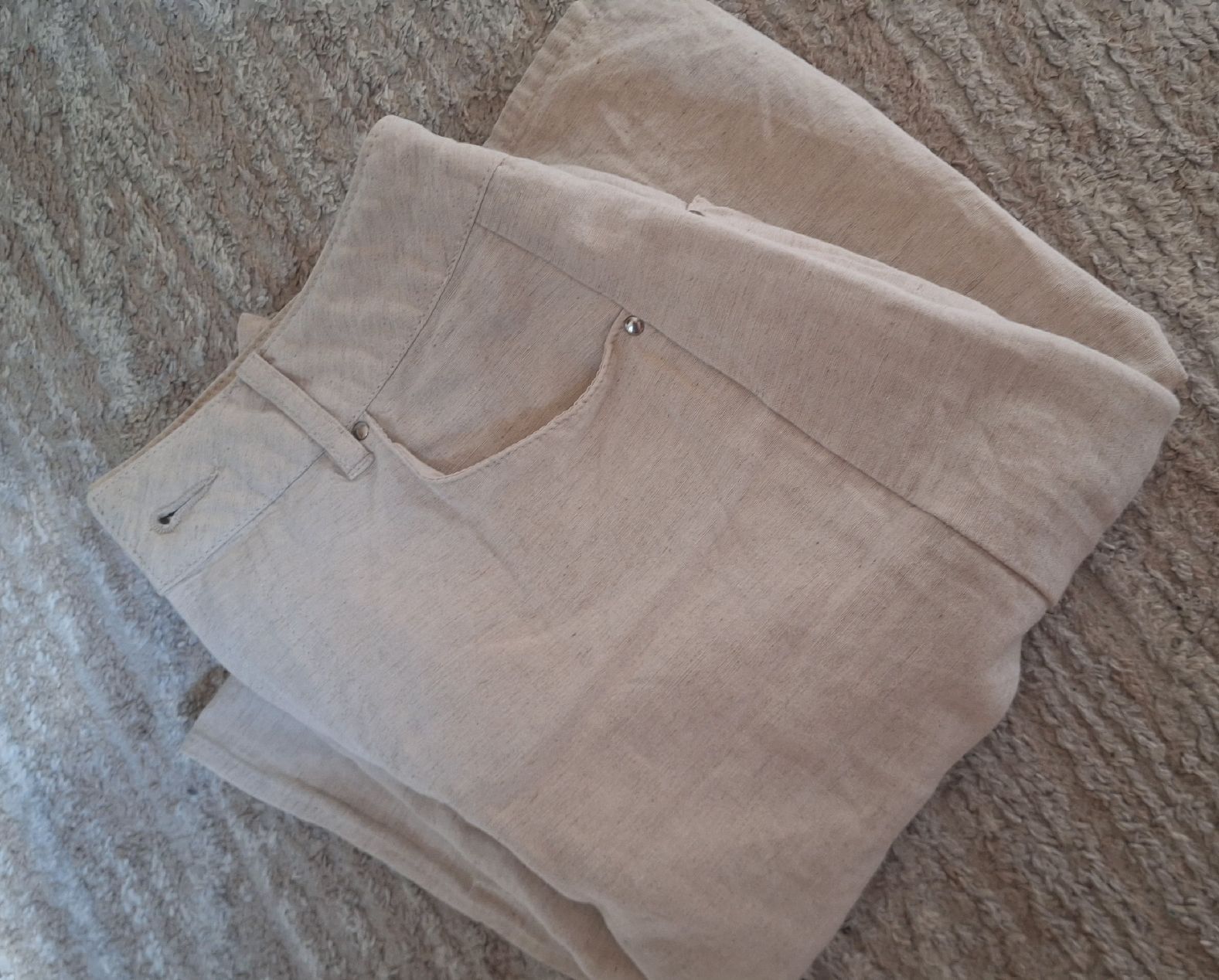 H&M Gonne: jupe longue skiny beige clair taille 34  – Nuovo (secondo la descrizione) da  venduto da  3