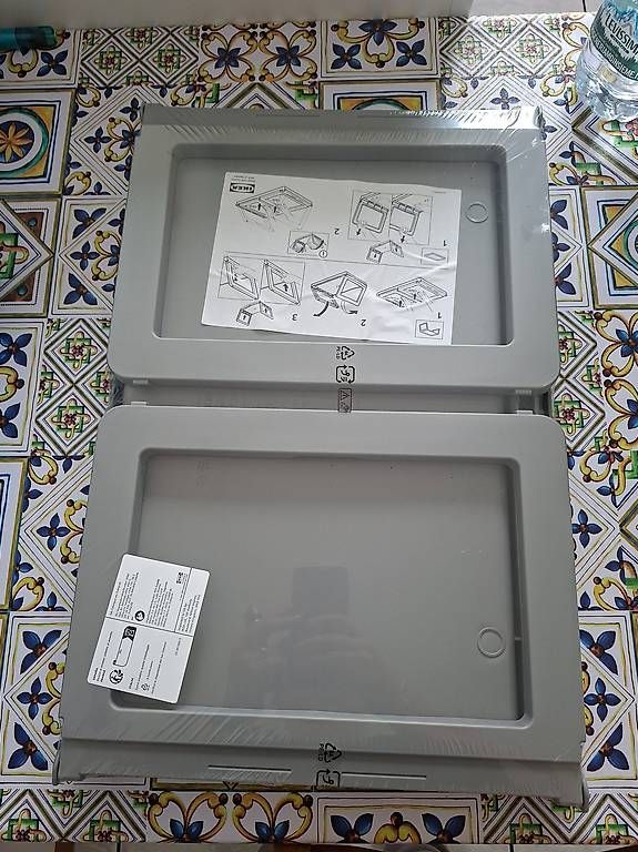 Tavoli: Tavolo da letto – Nuovo e nell'imballaggio originale da Lamone venduto da pau_7nk2 2