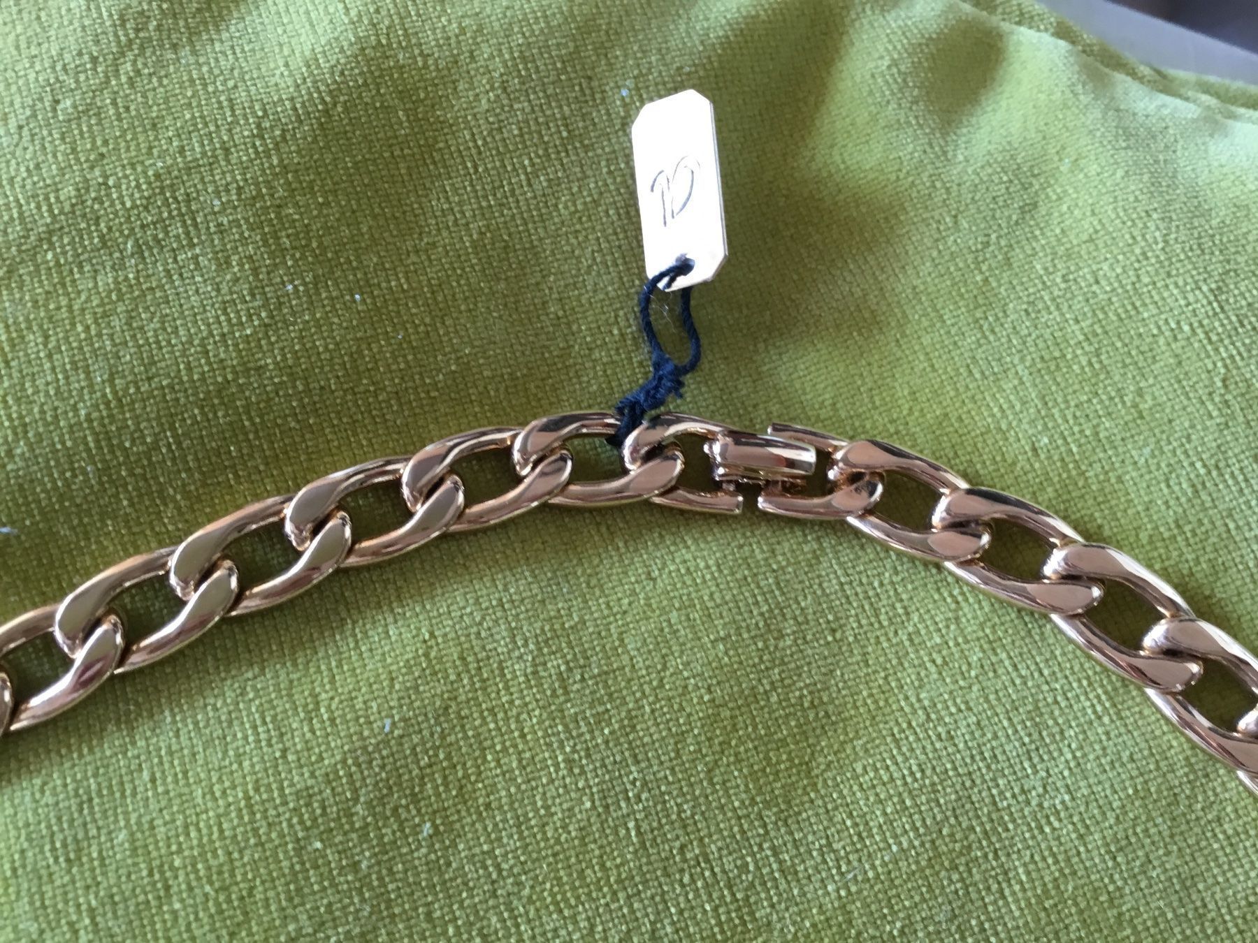 Catenine: Collier chaîne plate dorée maison Alpha – Nuovo e nell'imballaggio originale da Le Landeron venduto da nic_8hd5 3
