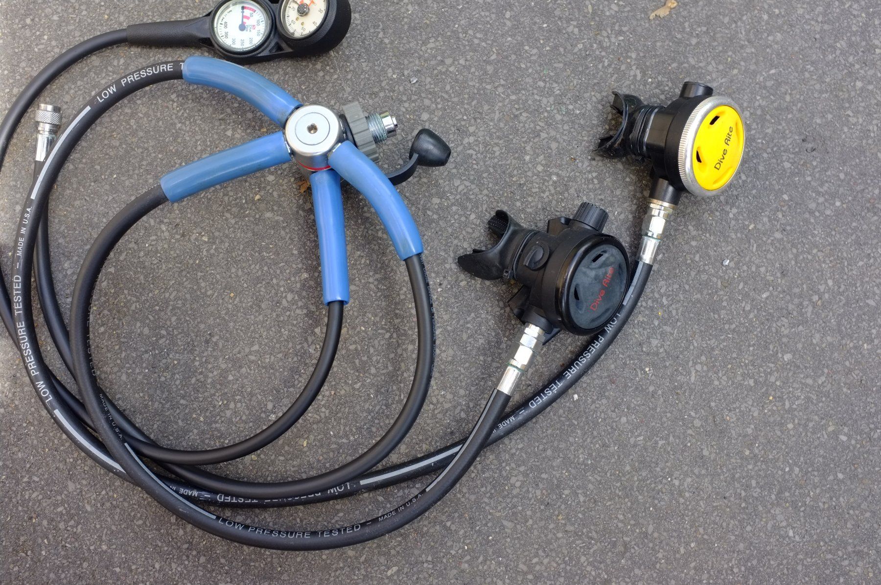 Respiratori & Giubbotti: Atemregler Dive Rite, mit DIN adapter DEFEKT – Difettoso da Ennenda venduto da HOLMEX