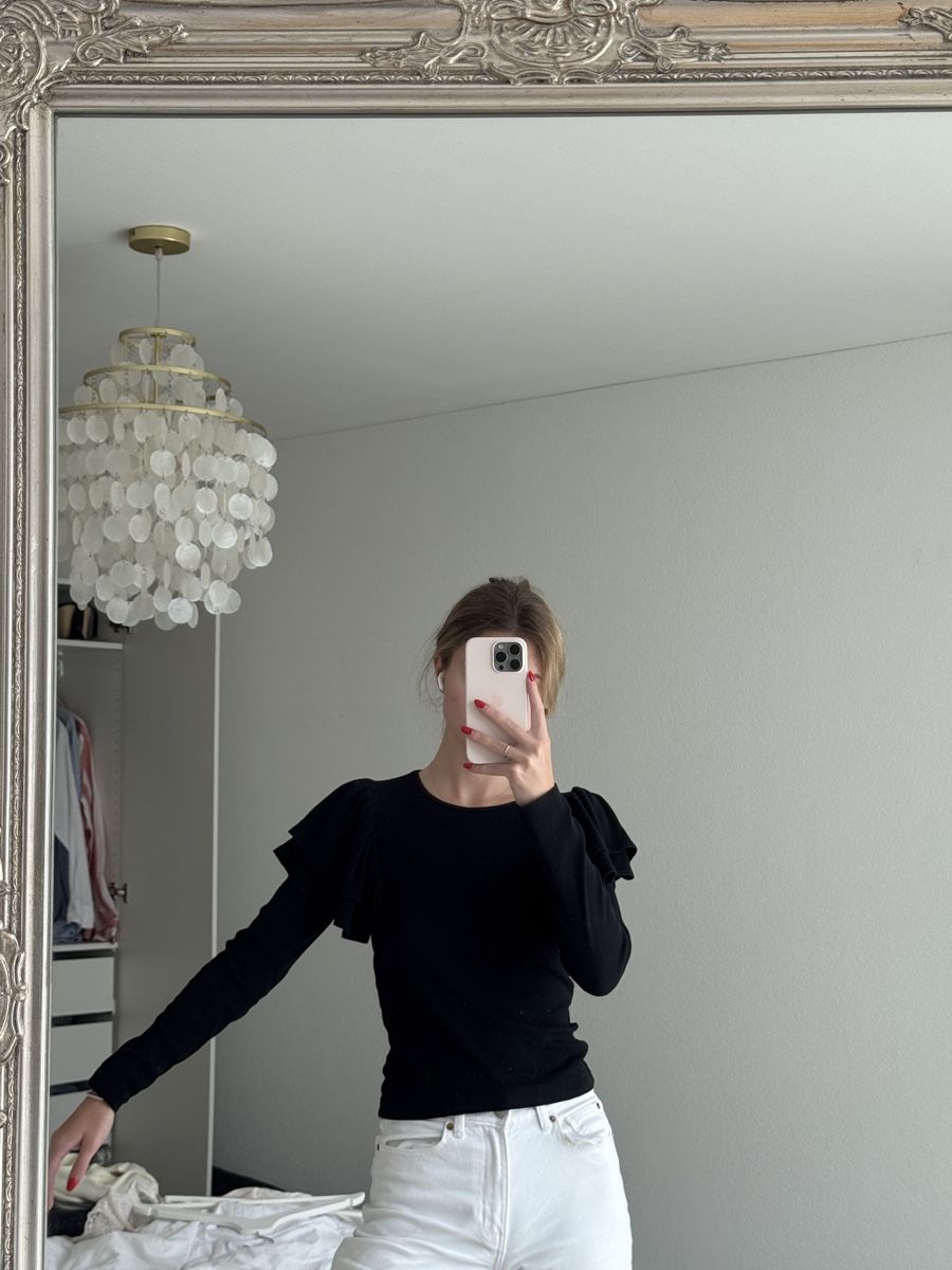 Zara Top: Black Puff-Sleeve Top - Size S – Nuovo (secondo la descrizione) da Zürich venduto da llor.dell