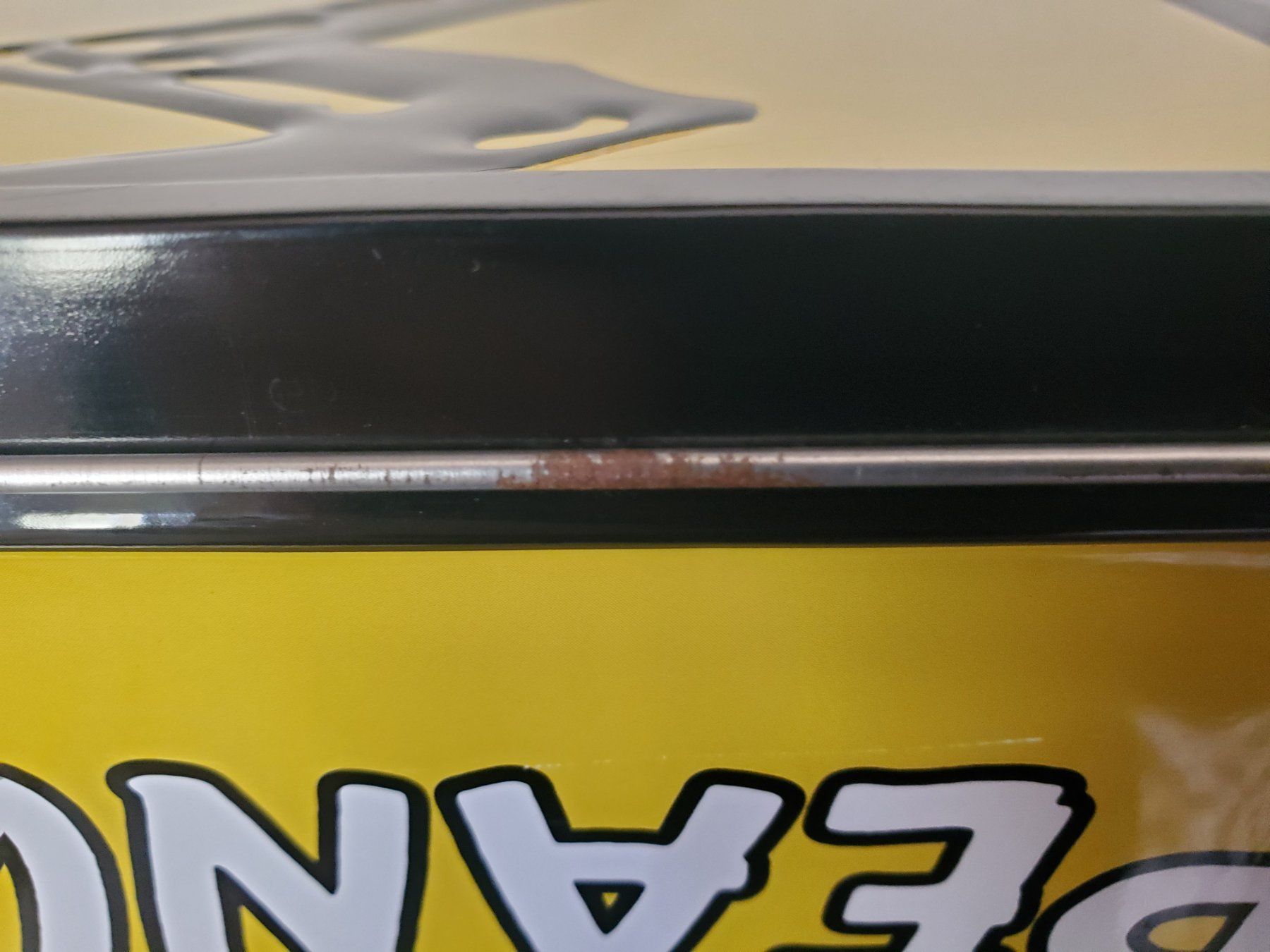 Contenitori & Simili: Lunchbox jaune de 2014 Snoopy Peanuts en métal – Usato da Rennaz venduto da La_malle_du_dauphin 6