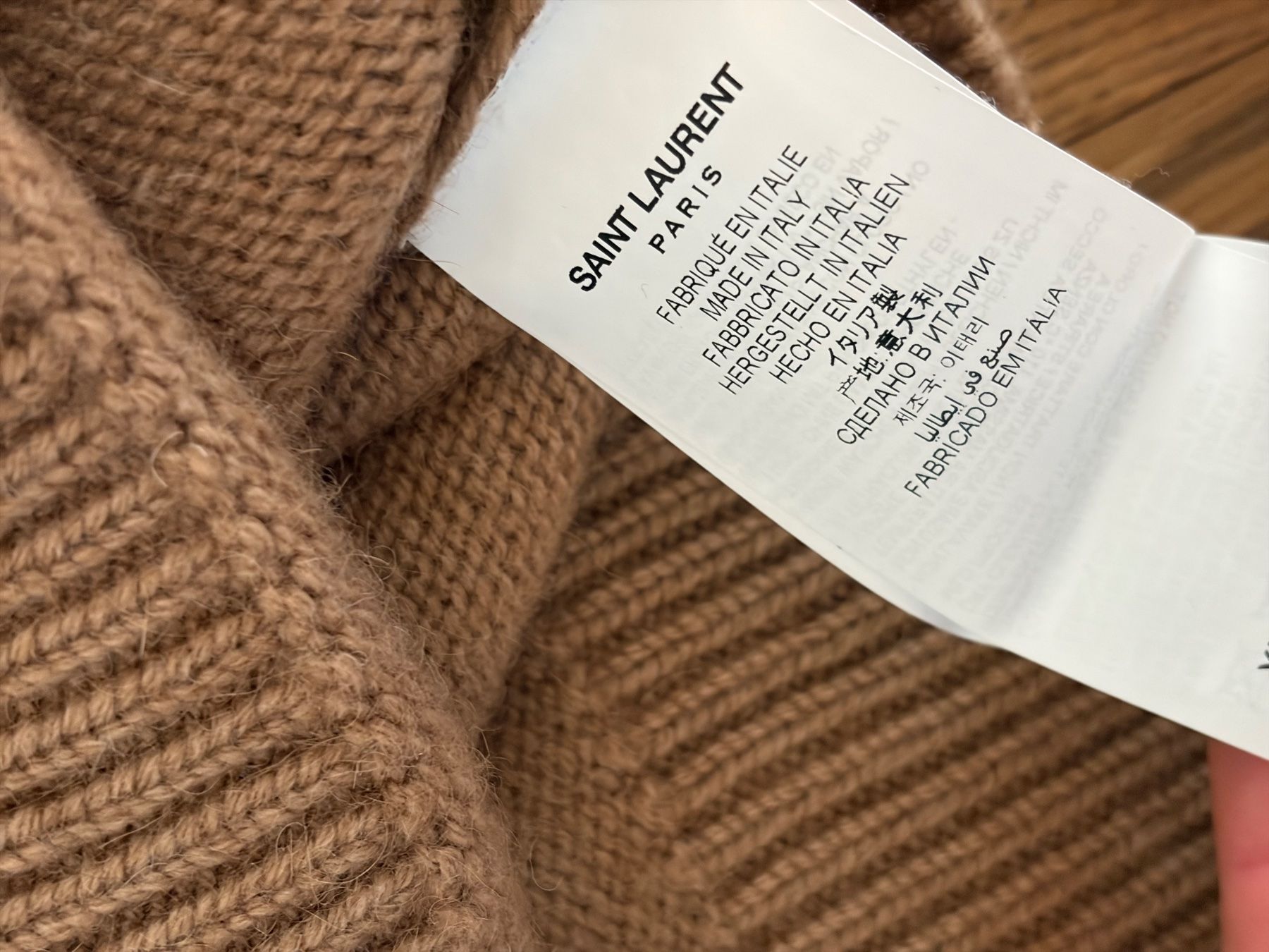 Saint Laurent Maglioni & Felpe: Saint Laurent Beige Jumper – Nuovo (secondo la descrizione) da Zürich venduto da ste_6lzx 3