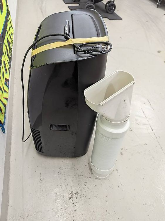 De'Longhi Klimageräte: Pinguino DeLonghi Klimagerät – Gebraucht aus Flüh von Portale46 2