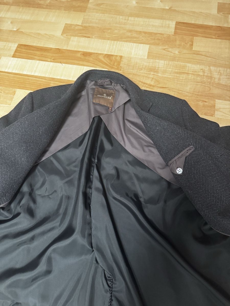 Moncler Mäntel: Moncler Daunenweste Mantel 2in1 Gr. 3 – Gebraucht aus Oberweningen von Jogi2 7