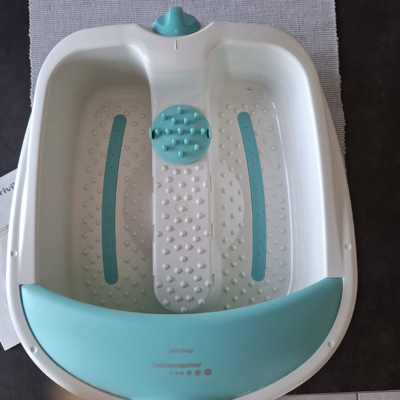 Dispositivi per massaggi: Privileg Fussmassagebad mit Sprudelfunktion, – Usato da Emmen venduto da Tigerlady 4