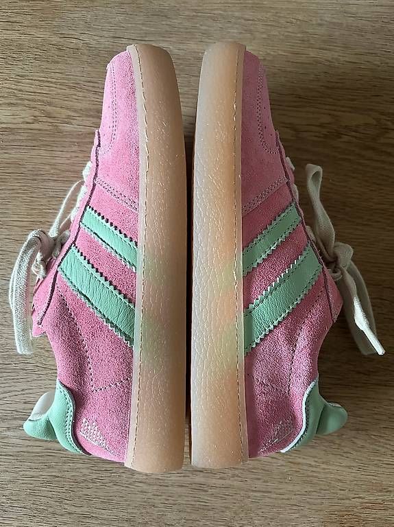 Scarpe per ragazze: Neue Ocra sneaker 32 – Usato da Basel venduto da mos_2xxs 1