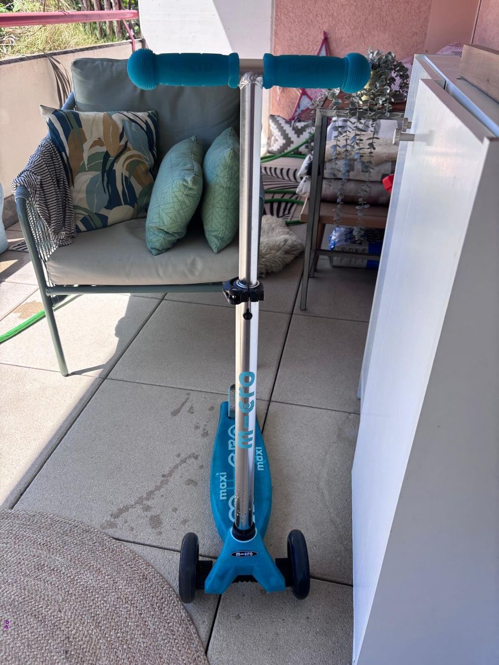 Micro Fahrzeuge für Kinder: Trottinette Micro Maxi - idéale pour les enfants! – Gebraucht aus Pully von David_Corradini 2