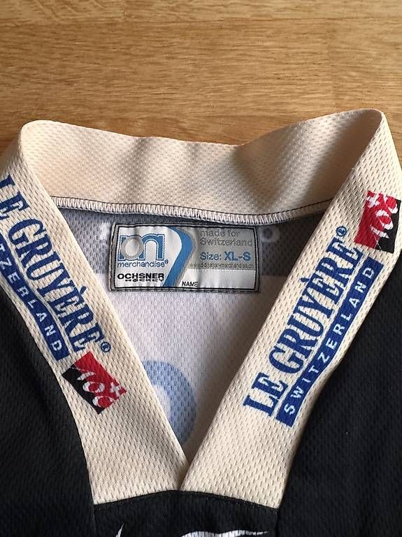 Fribourg-Gottéron Canottiere & Pantaloni: Fribourg-Gottéron Matchworn Jersey 2010/2011  Original – Usato da Luzern venduto da Fesch84 2