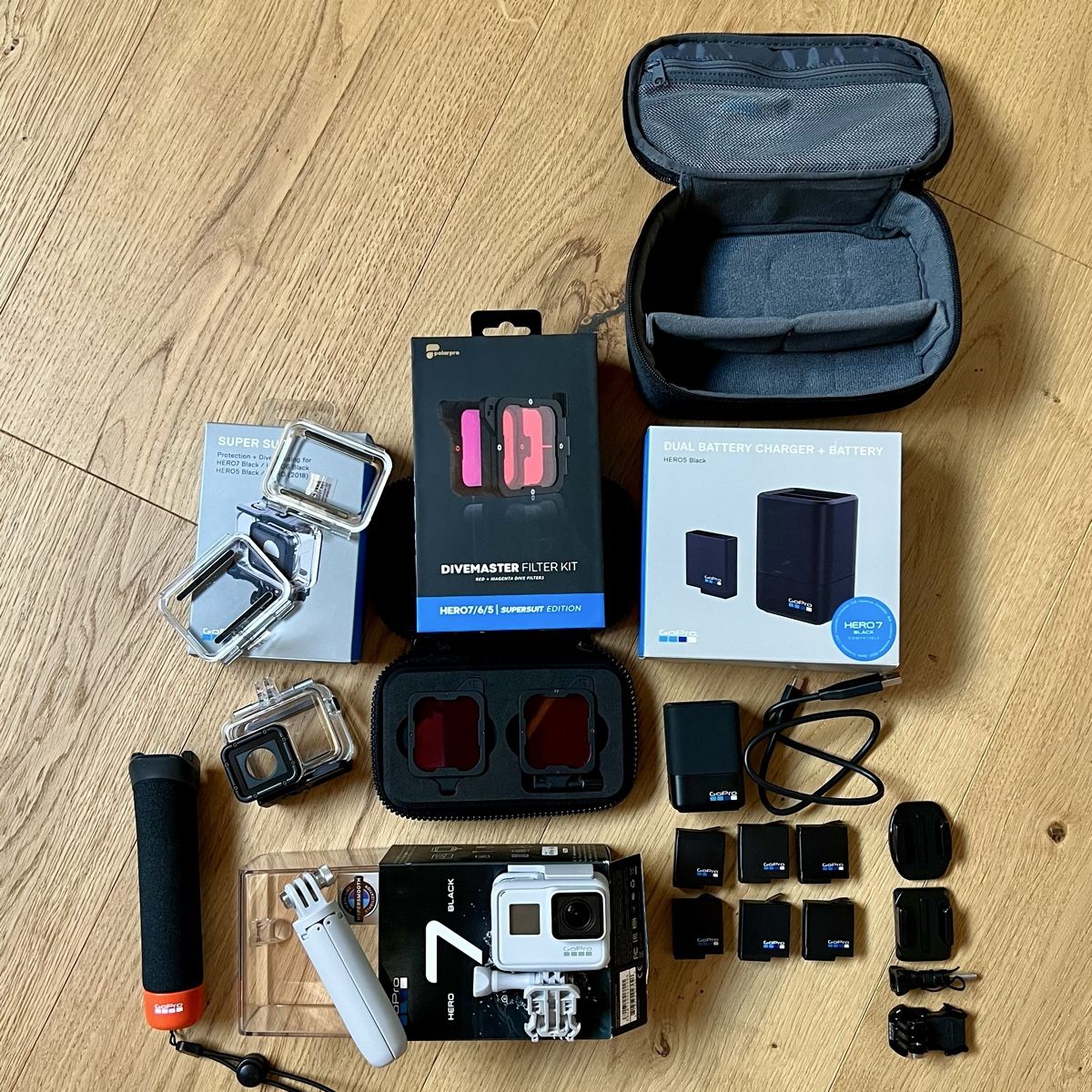 Gopro Action Cam: Go Pro 7 limited edition  – Nuovo (secondo la descrizione) da Lütisburg venduto da mahee