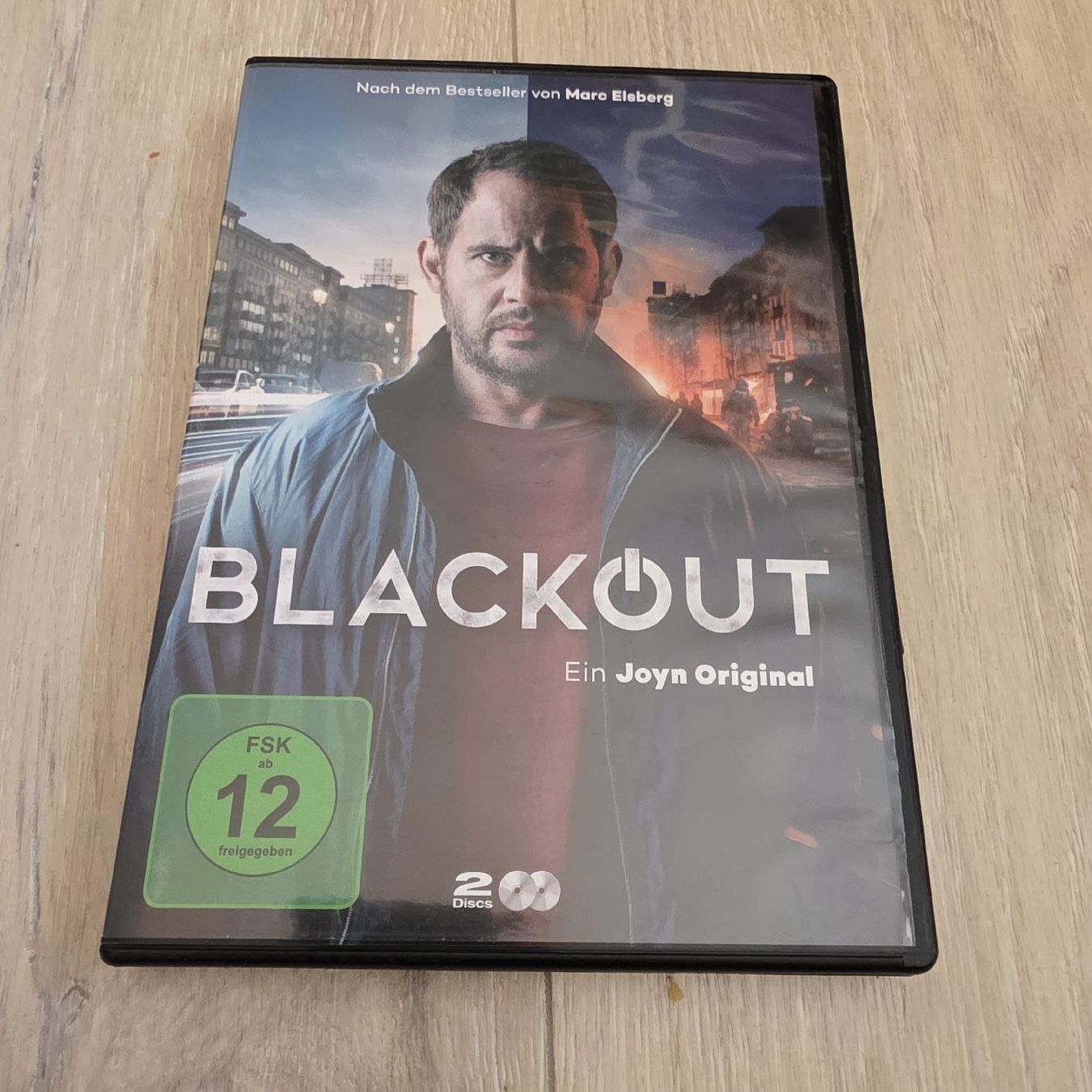 Tutti i DVDs: Blackout serie DVD Staffel 1 2 Discs  – Usato da Wigoltingen venduto da Zuckerfee84