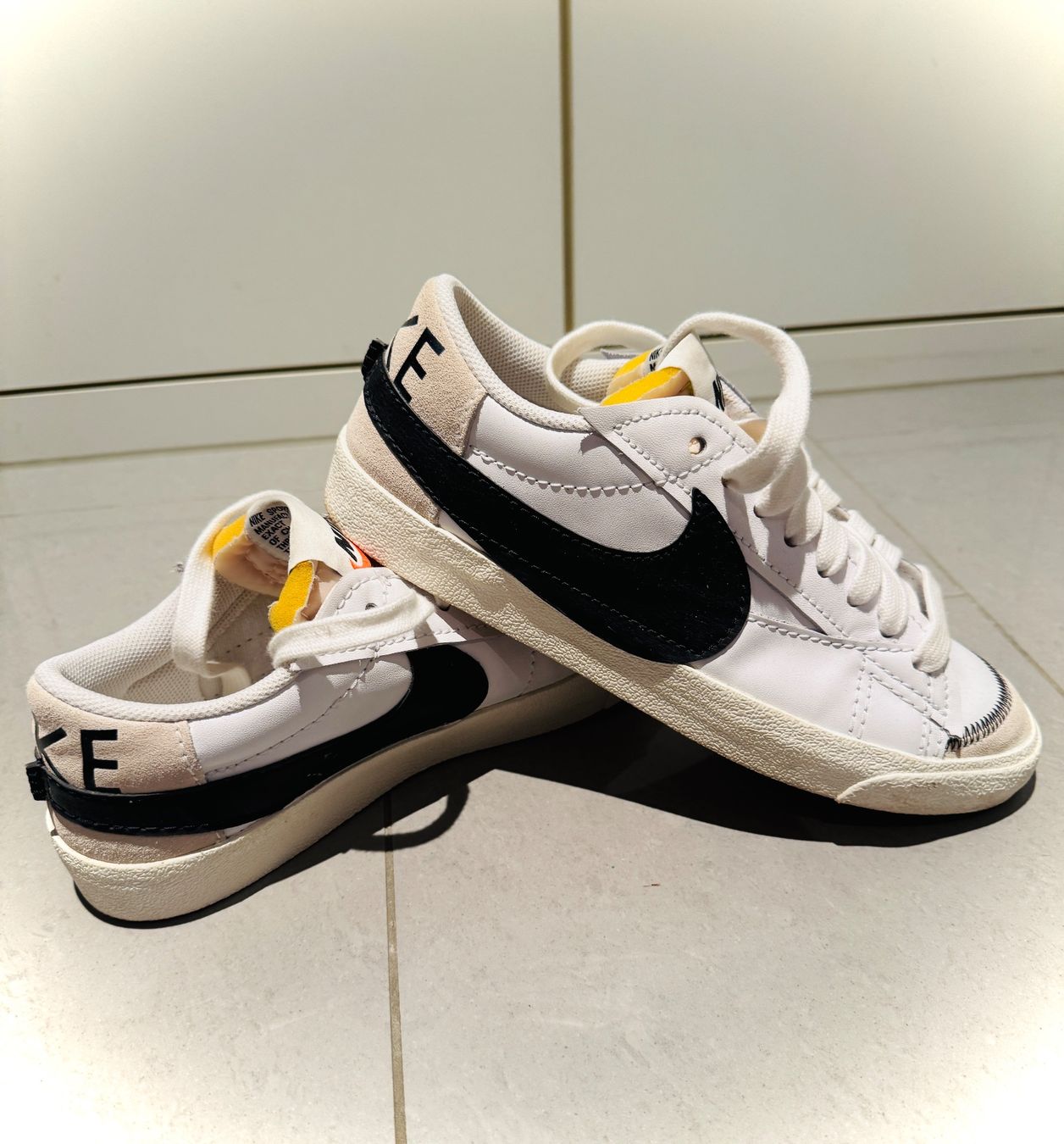 Nike Chaussures hommes: Nike Blazer Low '77 Jumbo – D'occasion à Niederbipp par Brainovate