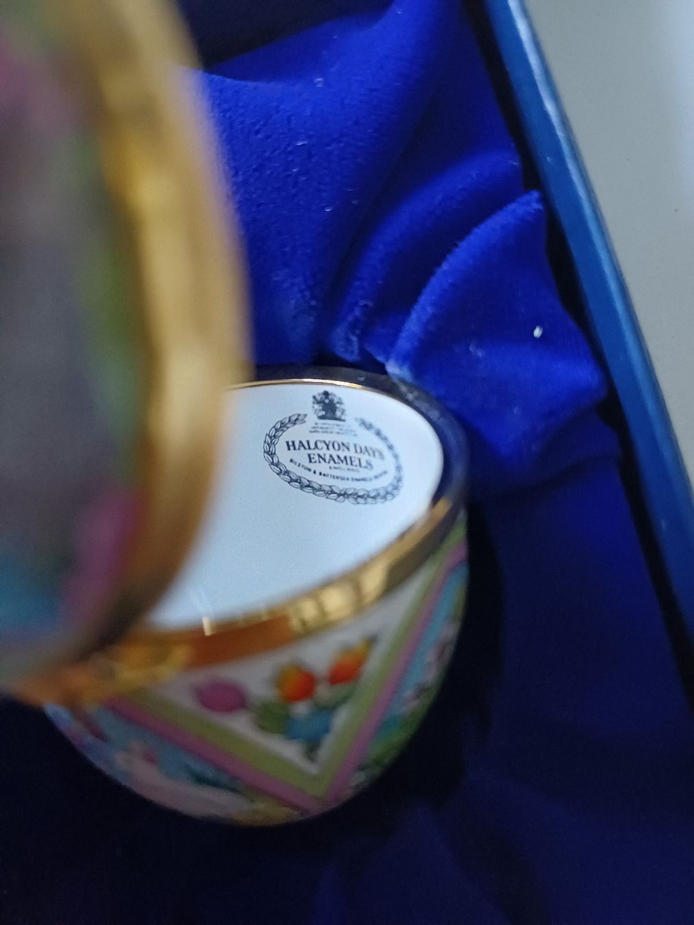 Altro in Decorazioni & Accessori: Halcyon Days enamels, Bilston Dose, Easter Egg 1992 – Nuovo e nell'imballaggio originale da Zürich venduto da Avocadokern 7