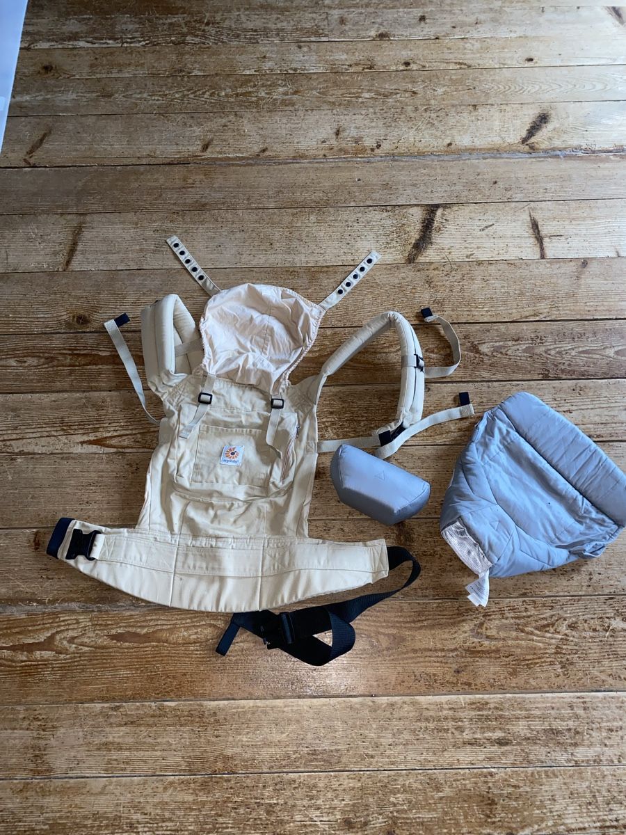 Ergo Baby Porte-bébés ventraux & dorsaux: Babytrage Ergo Baby  – D'occasion à Pohlern par Wengerli