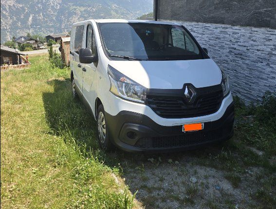 Renault Veicoli commerciali: Renault Trafic dCi 90  - Lieferwagen – Usato da Unterbäch VS venduto da ArtLebi 1