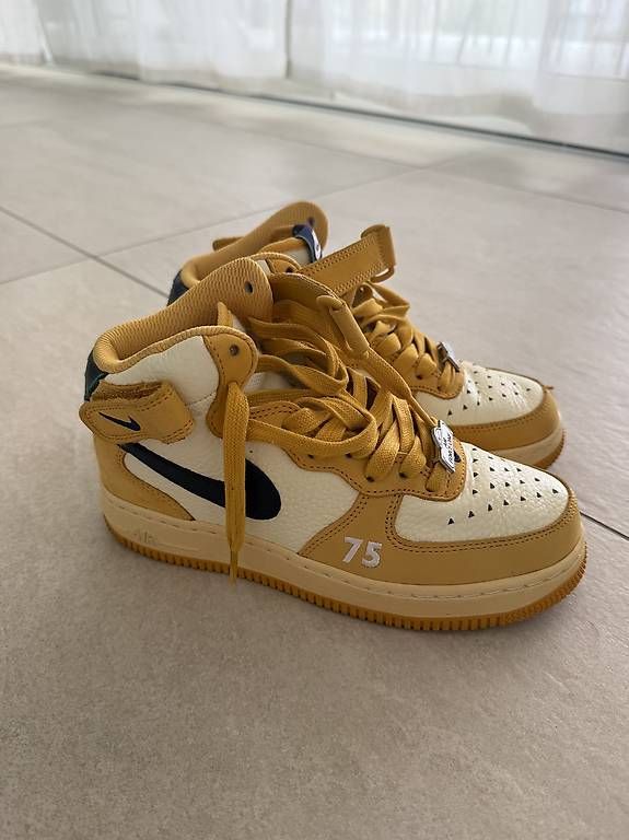 Chaussures hommes: Nike air force mid 1 paris pollen 37.5 – D'occasion à Koppigen par _f.n_