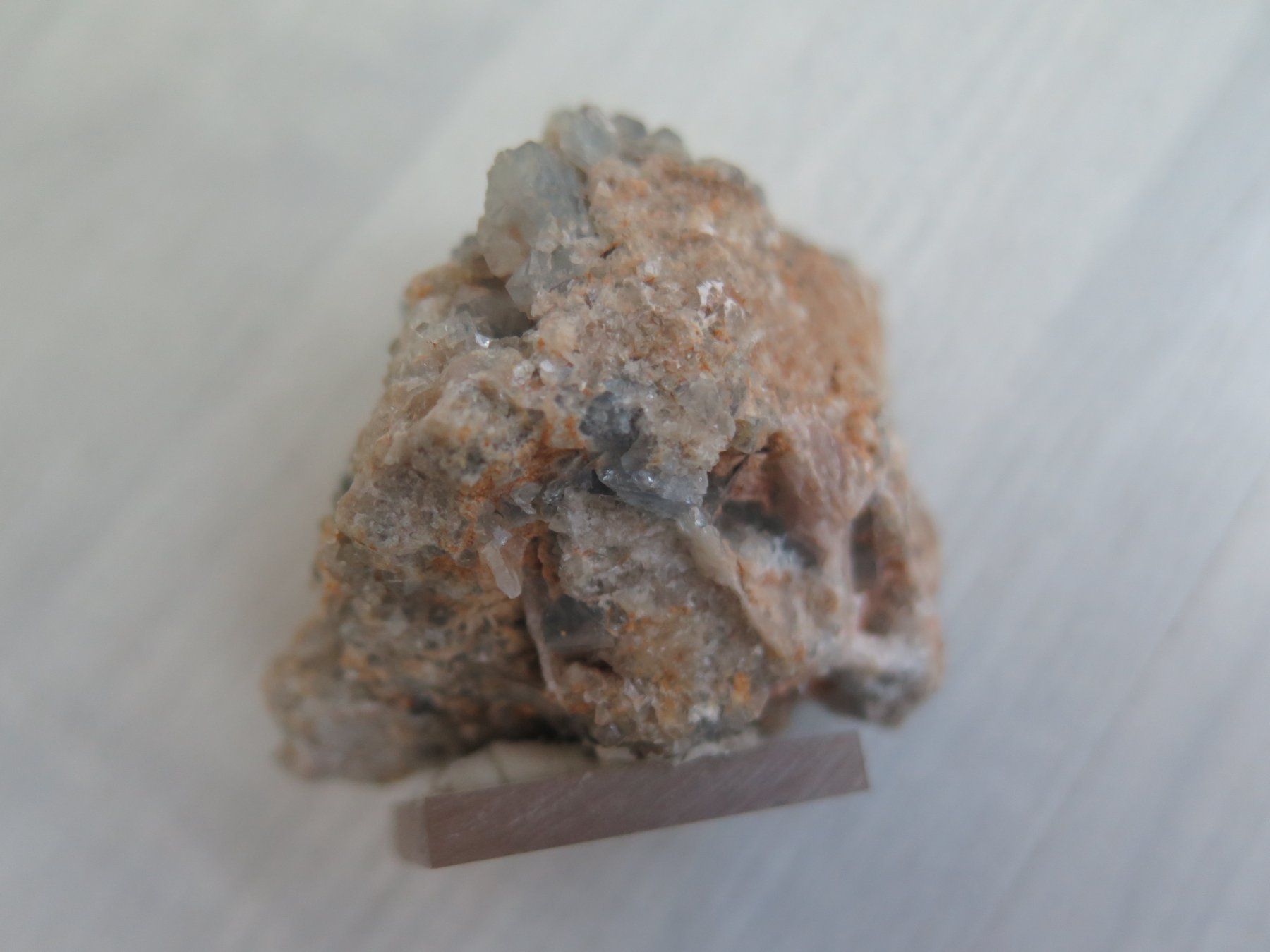 Minerali & Pietre curative: Fluorit auf Quarz von USA – Usato da Schaffhausen venduto da Yamakana51L8736OQ8 4