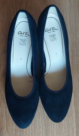 Ara Pumps schwarz 40.5
