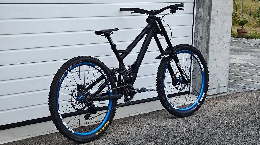 Velos: VTT DH Banshee Legend taille L 27.5'' – Gebraucht aus Montsevelier von Pasc01 2