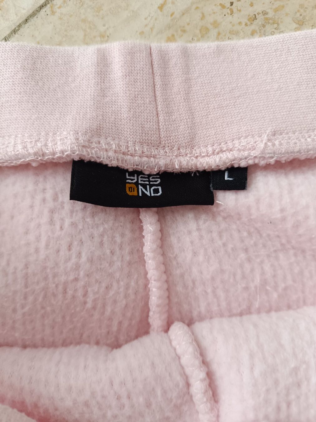 Pantalons: Neue Trainerhosen – Neuf (Voir description) à Wenslingen par Stibi04 1