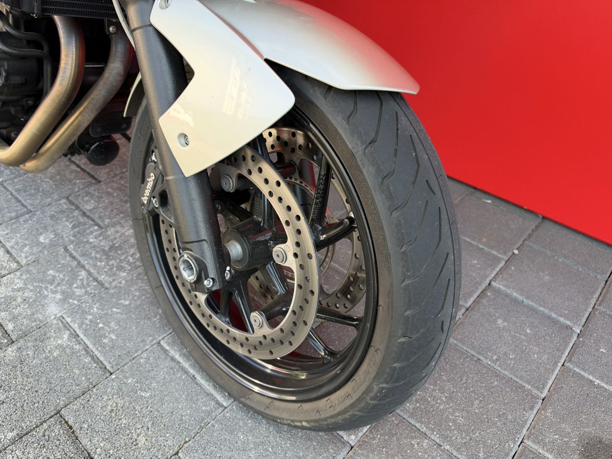 BMW Strada: BMW F800R – Usato da Meggen venduto da leupimoto 5