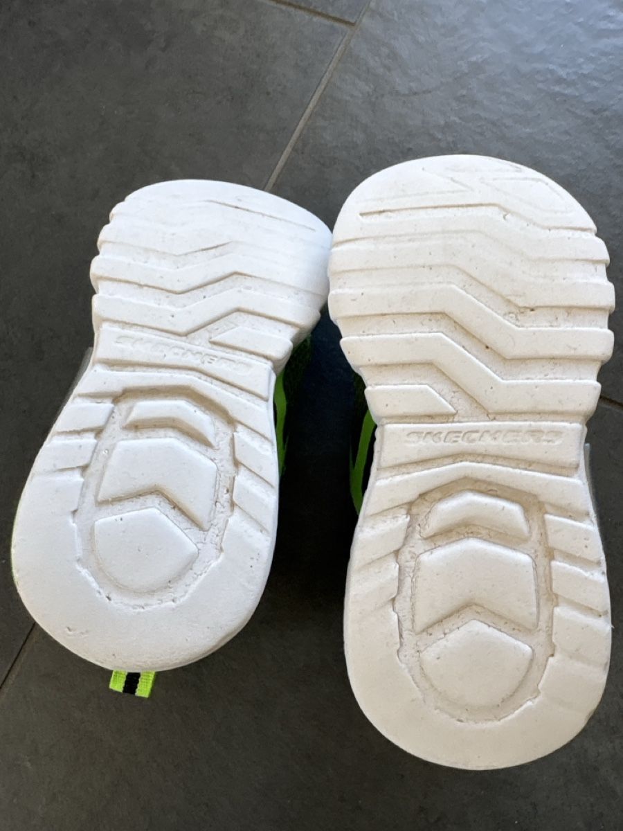 Skechers Scarpe per ragazzi: Skechers – Usato da Spreitenbach venduto da bea_wrh6 2