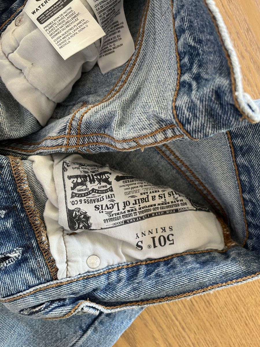 Levi's Jeans: Jean Levi's 501, taille w25 l28 – Nuovo (secondo la descrizione) da Lutry venduto da tat_2zxq 3