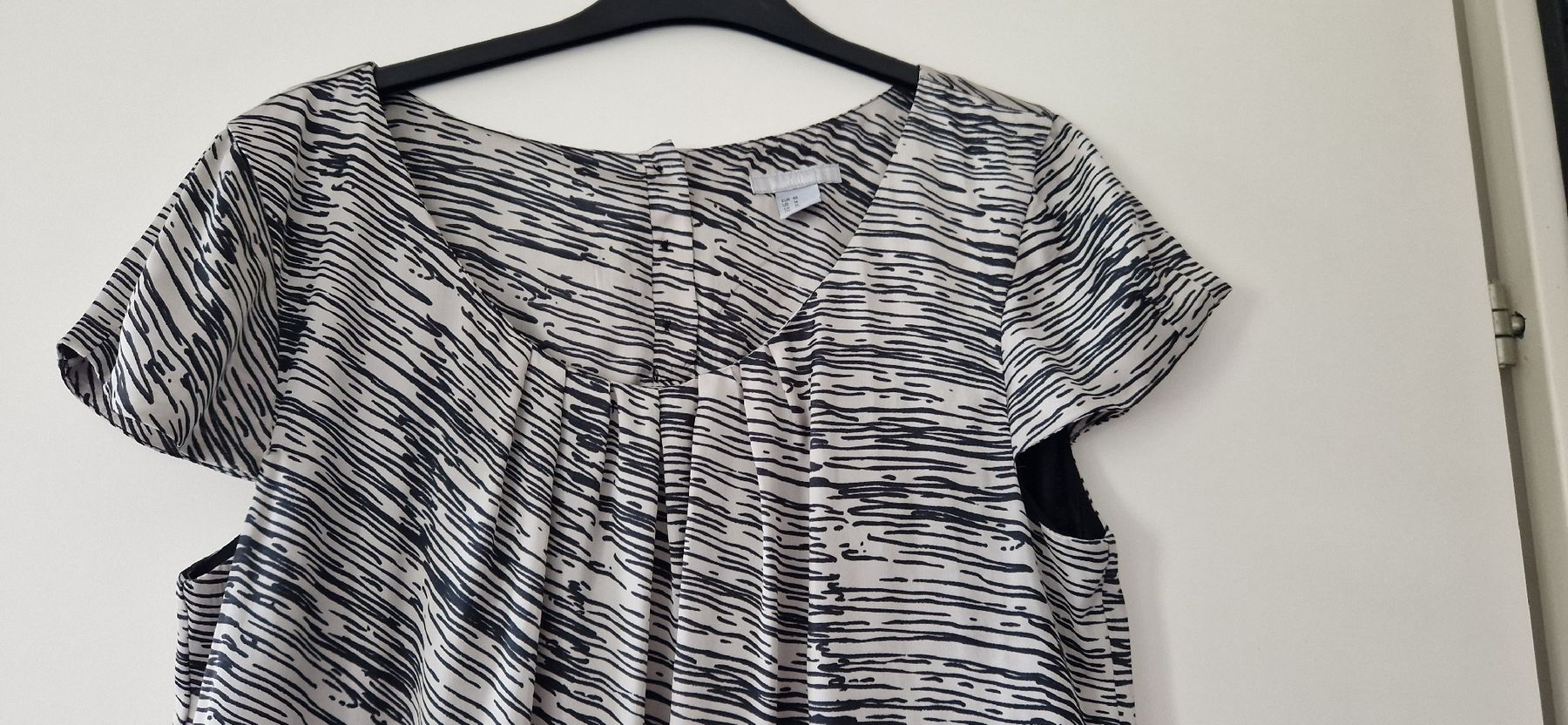 H&M Robes: Sommer-Kleid in Grösse 46 – D'occasion à Wiesendangen par Stregolina 1