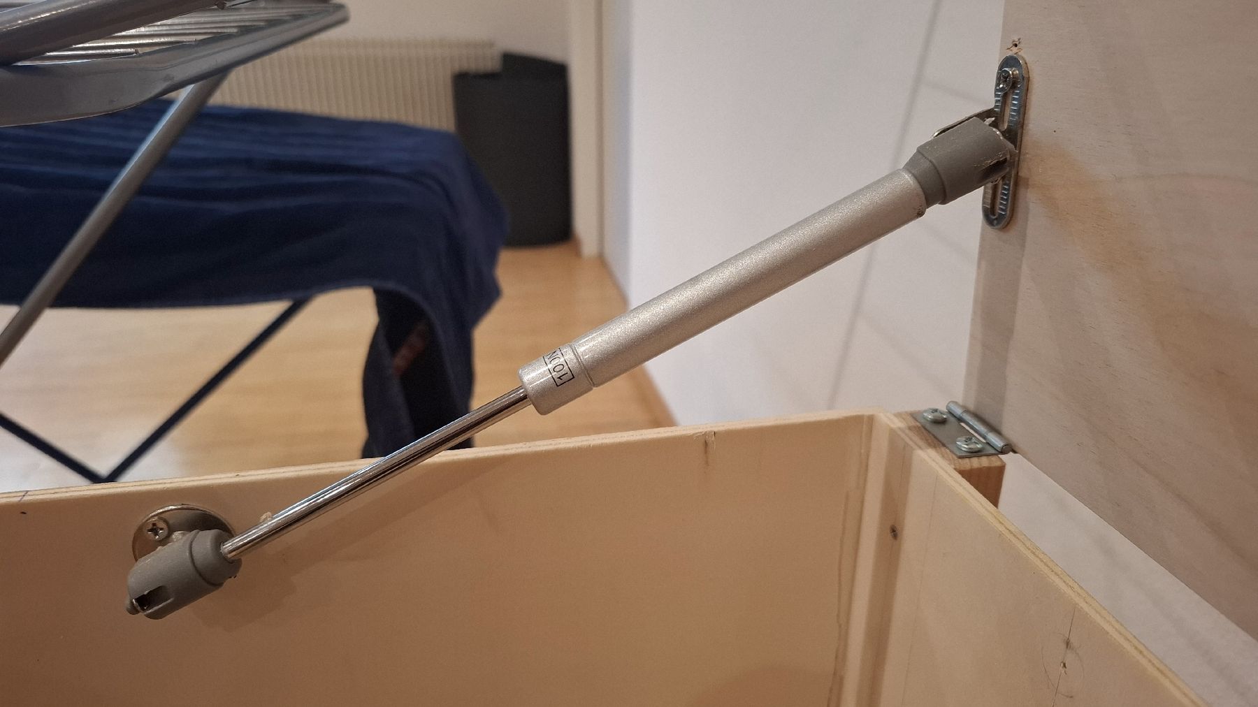 Gabbie, trasporto & Sicurezza: Premium Hamsterkäfig mit Glasfront & Gasfeder-Öffnung – Usato da Luzern venduto da meg_5pcd 3