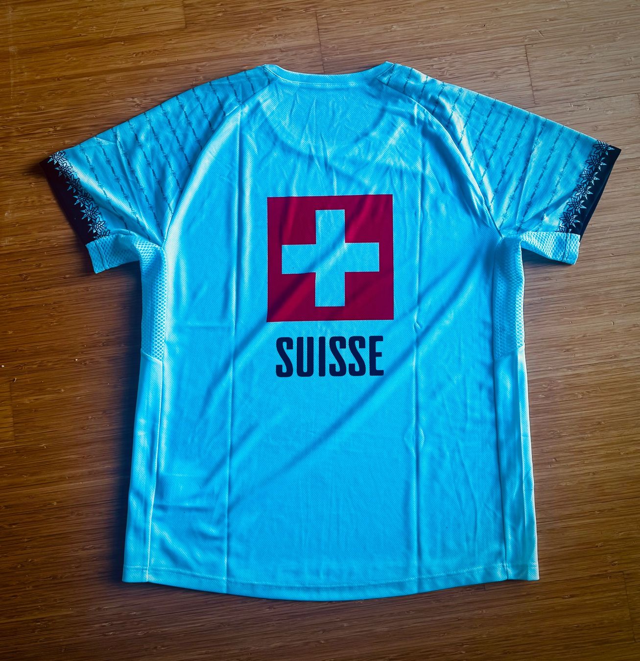 Craft T-shirt: T-Shirt Swiss Curling – Nuovo e nell'imballaggio originale da Muttenz venduto da StevieL 1