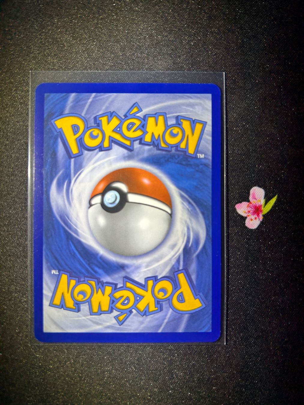 Pokémon Sammelbilder & Trading cards: Pokémon 30th Pikachu #033 30C FR – Neu (gemäss Beschreibung) aus Montet (Broye) von Noham-Shop 1