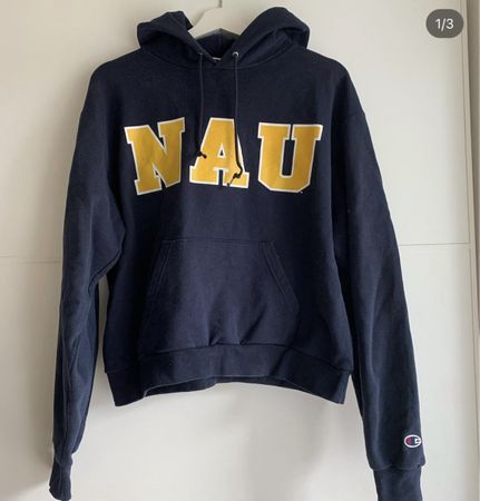Champion Pullover