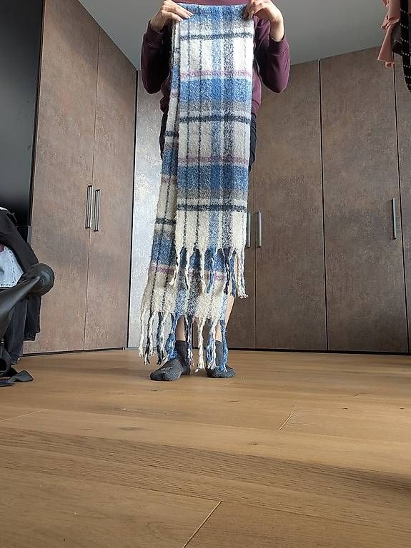 Foulards, Tücher & Schals: Schal – Gebraucht aus Biel/Bienne von yya_26cz 1
