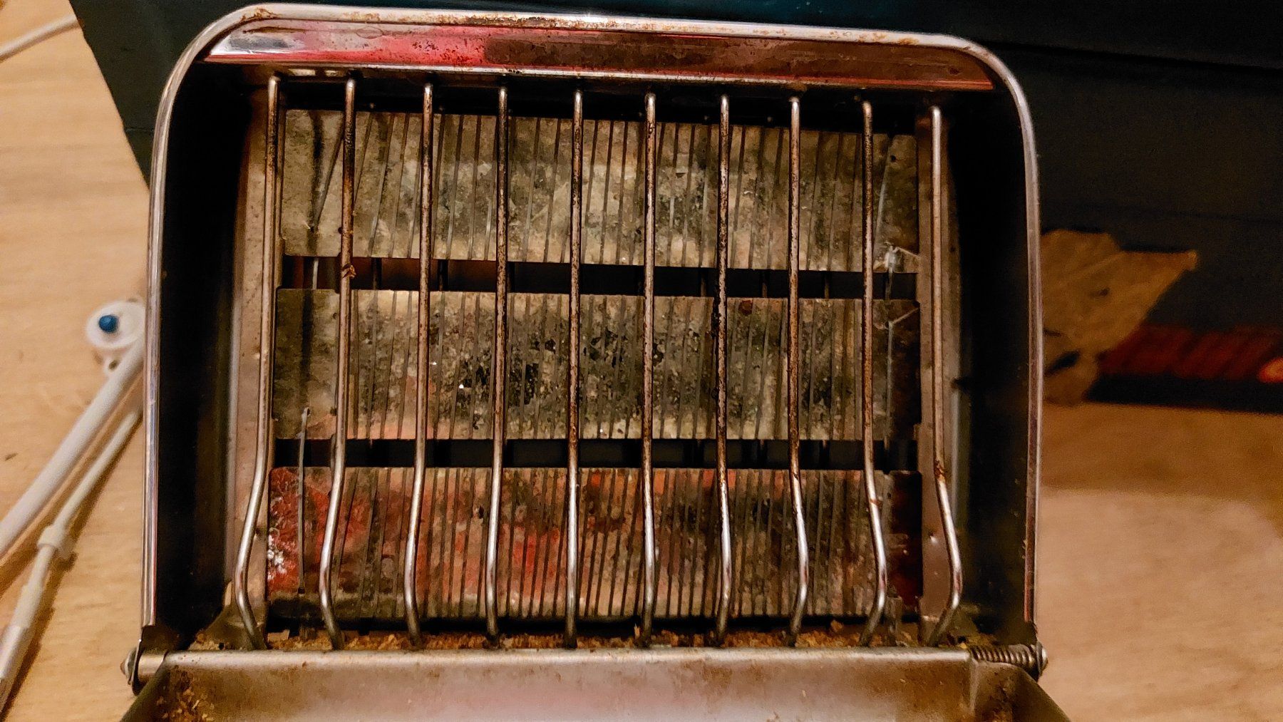 Jura Küchengeräte: Jura Toaster Typ 1124 Vintage – Gebraucht aus Zürich von Grobbel 5
