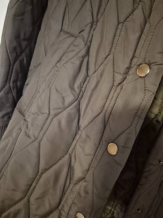 Giacche: 2 Steppjacke/ Pufferjacken grün  – Usato da Rüschlikon venduto da sin_pn6k 2