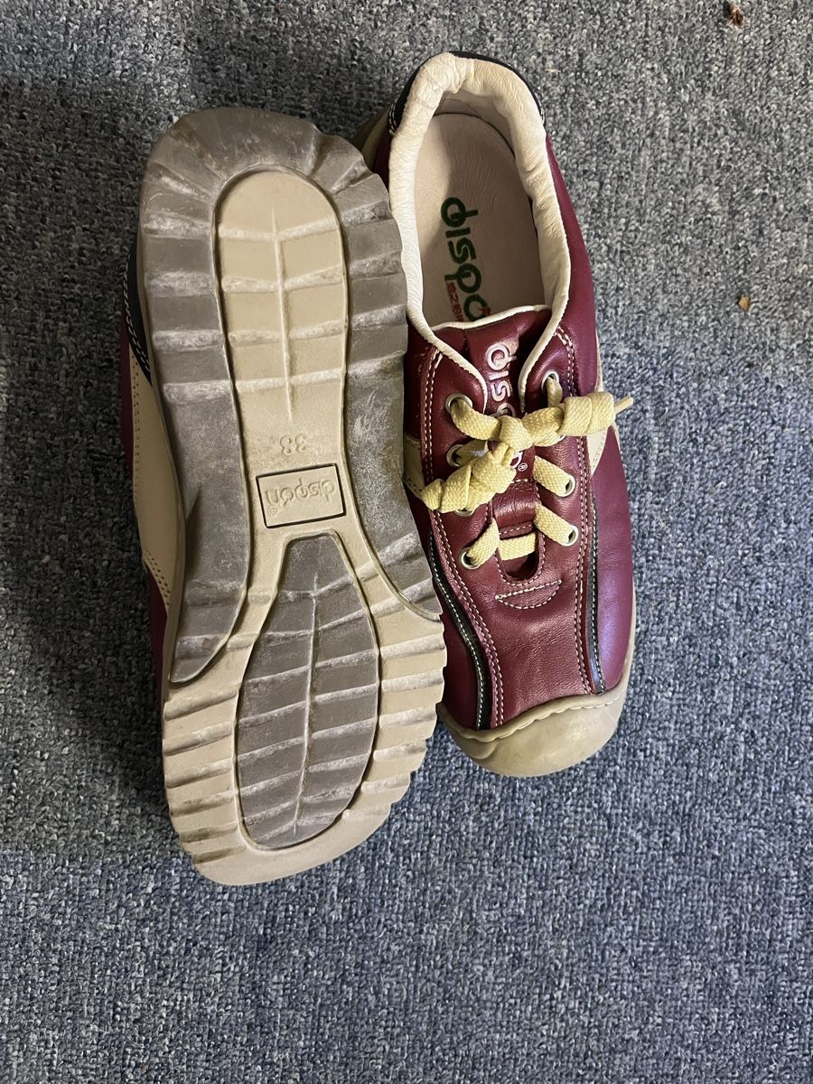 Scarpe da donna: Dispon shoe 38  – Usato da Zürich venduto da Proton_Slit 1