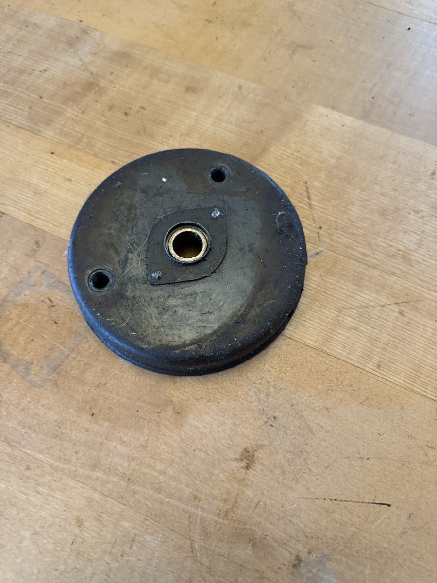 Pièces pour mobylette: Mofa Piaggio Hinterrad Deckel – D'occasion à Dübendorf par Sachs621