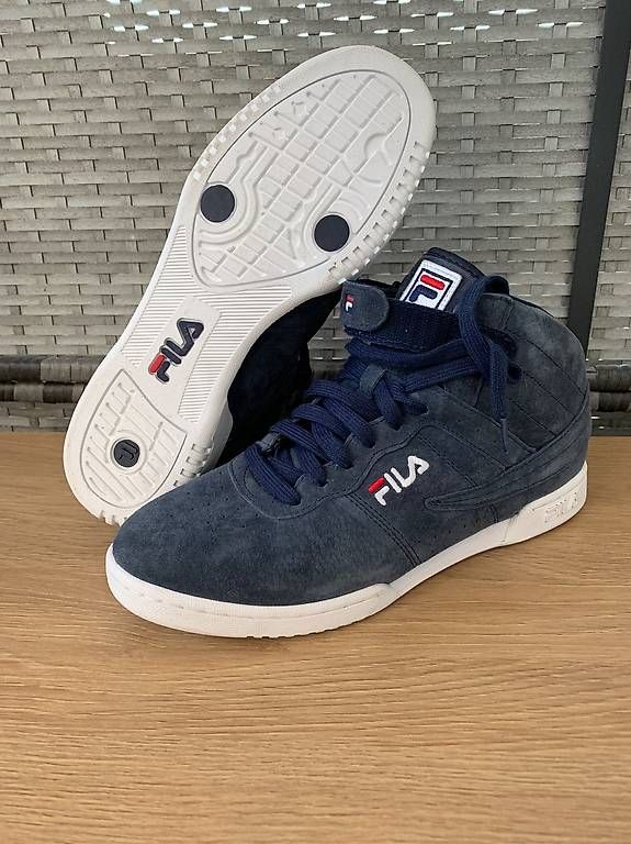 Scarpe da uomo: FILA Retro BBall Sneakers – Usato da Agarone venduto da hillz5001