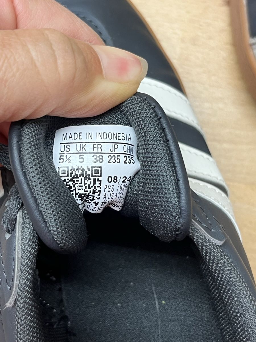 Adidas Scarpe da uomo: Adidas Turnschuhe Grösse 38 – Usato da Winterthur venduto da Nanole 3