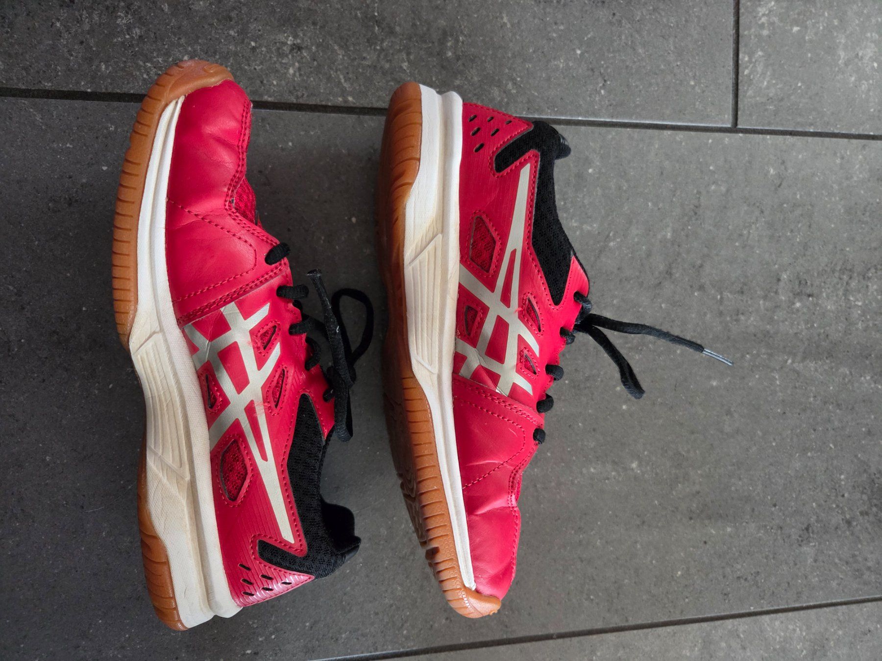 Asics Chaussures hommes: Asics Turnschuhe – D'occasion à Volketswil par kalbar92 2