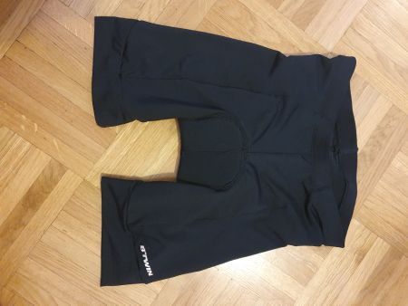 Short cycliste noir, taille 5ans