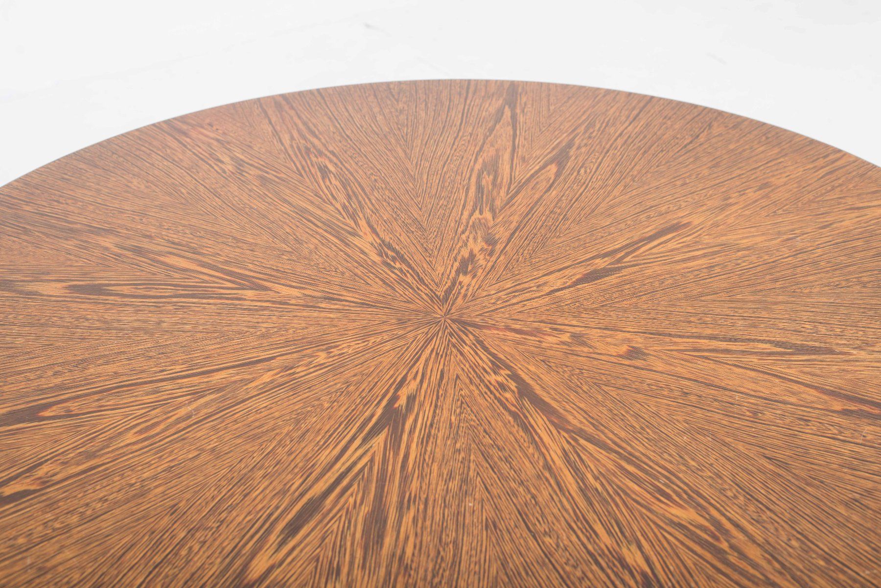 Vitra Tables: Vitra Segmented Table von Eames in Palisander - Ø 140cm – D'occasion à Zürich par STUZH38 6